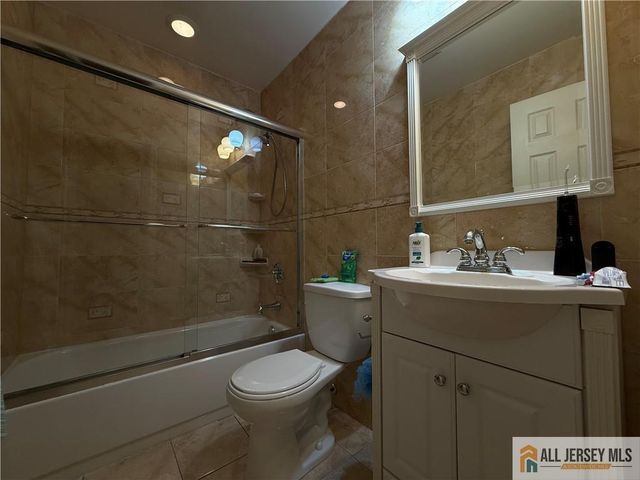 542 Fairfield Road, East Windsor, NJ 08520