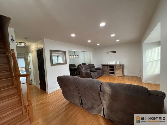 542 Fairfield Road, East Windsor, NJ 08520