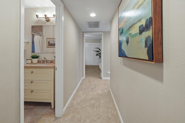 8931 La Serena Dr, Fair Oaks, CA 95628