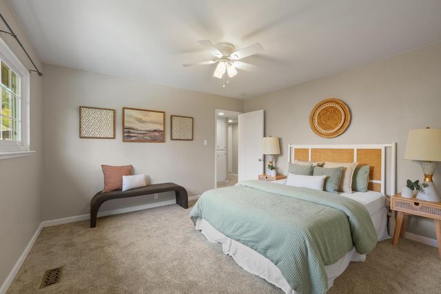 8931 La Serena Dr, Fair Oaks, CA 95628