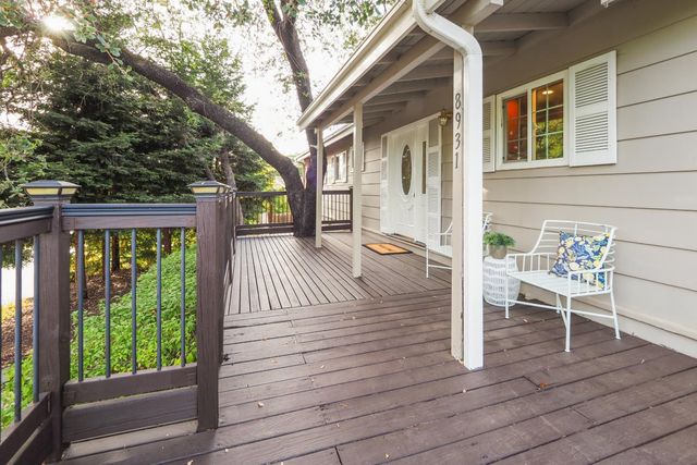 8931 La Serena Dr, Fair Oaks, CA 95628