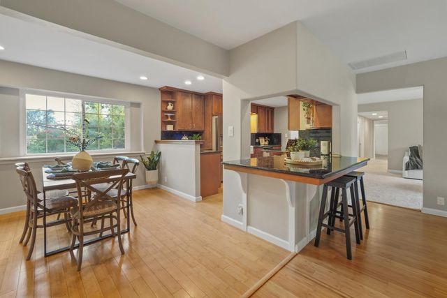 8931 La Serena Dr, Fair Oaks, CA 95628