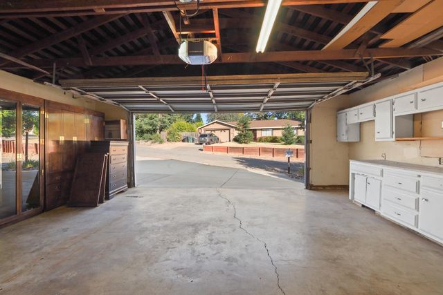8931 La Serena Dr, Fair Oaks, CA 95628