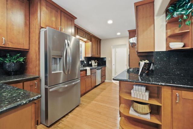 8931 La Serena Dr, Fair Oaks, CA 95628