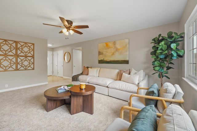 8931 La Serena Dr, Fair Oaks, CA 95628
