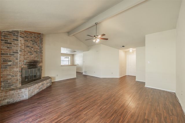 2325 Busch Drive, Arlington, TX 76014