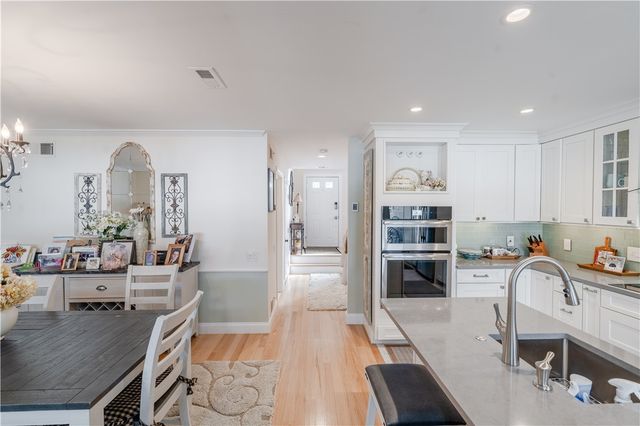 62 Nipmuc Trail C, North Providence, RI 02904