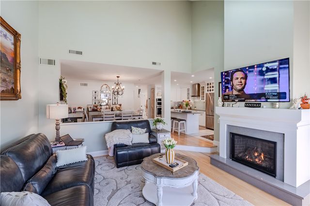 62 Nipmuc Trail C, North Providence, RI 02904