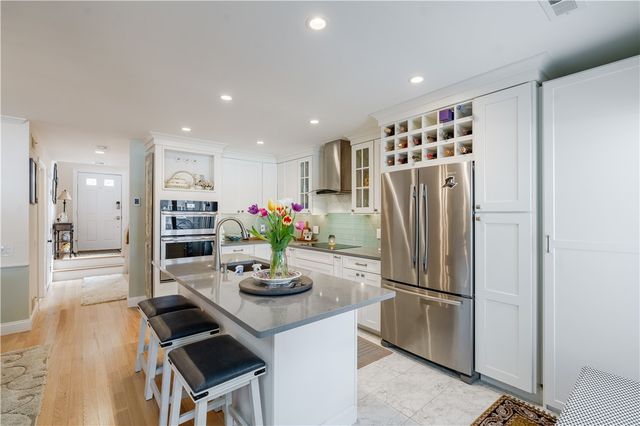 62 Nipmuc Trail C, North Providence, RI 02904