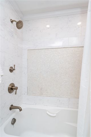 62 Nipmuc Trail C, North Providence, RI 02904