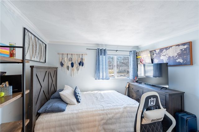 62 Nipmuc Trail C, North Providence, RI 02904