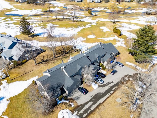 62 Nipmuc Trail C, North Providence, RI 02904