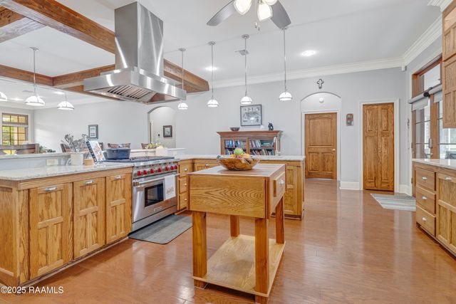 7104 La Hwy 82, Youngsville, LA 70592