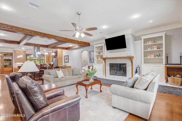 7104 La Hwy 82, Youngsville, LA 70592