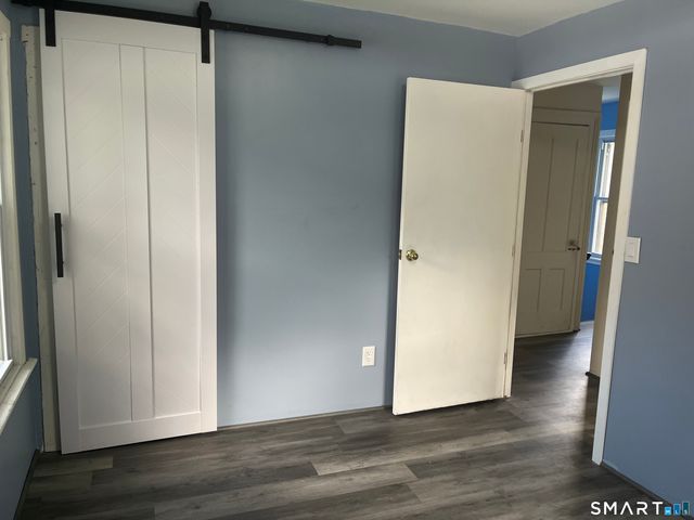 18 Summit Street, Derby, CT 06418
