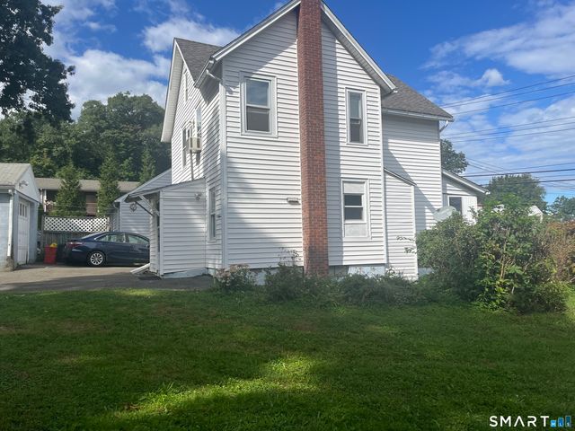 18 Summit Street, Derby, CT 06418
