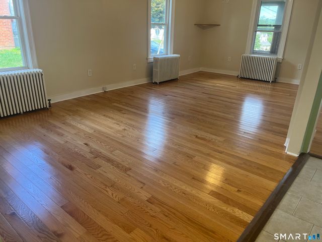 18 Summit Street, Derby, CT 06418