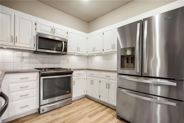 675 S Evergreen Street, Gardner, KS 66030