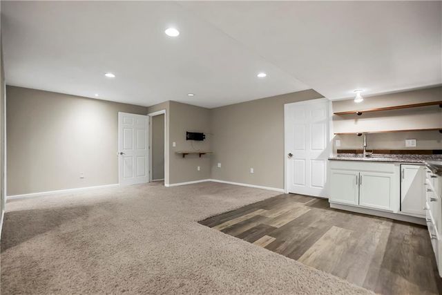 675 S Evergreen Street, Gardner, KS 66030