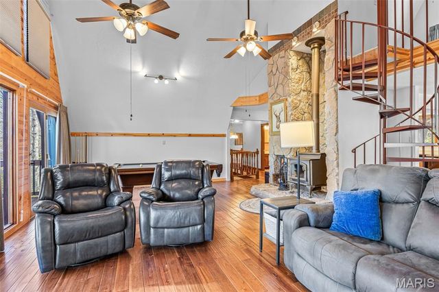 9843 E Vista Drive, Hillsboro, MO 63050