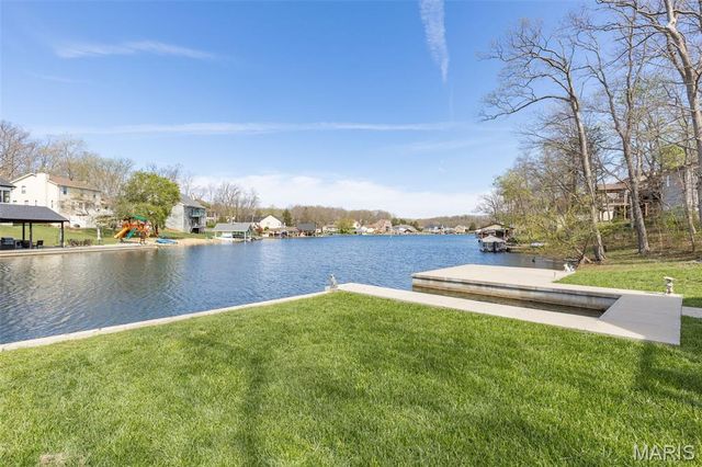 9843 E Vista Drive, Hillsboro, MO 63050