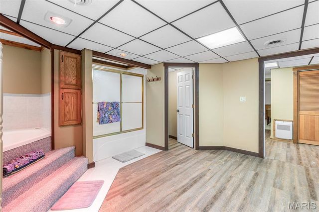 9843 E Vista Drive, Hillsboro, MO 63050
