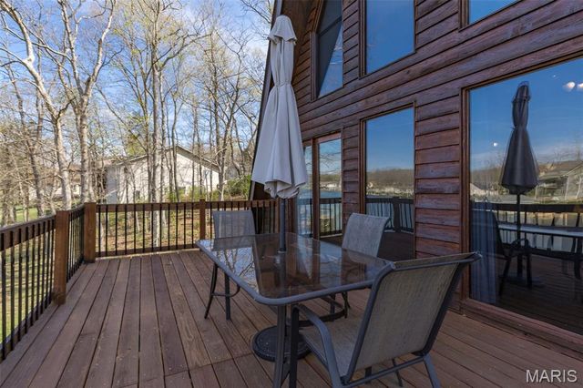 9843 E Vista Drive, Hillsboro, MO 63050