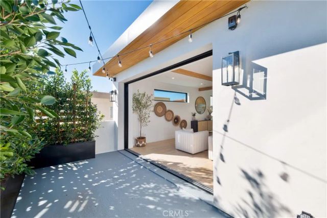 707 2nd Street, Hermosa Beach, CA 90254