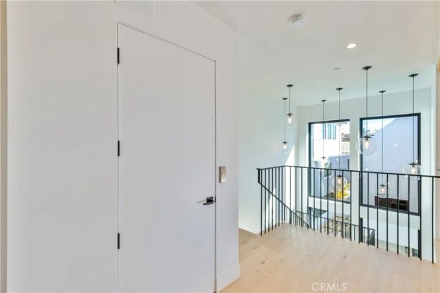 707 2nd Street, Hermosa Beach, CA 90254