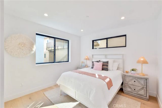 707 2nd Street, Hermosa Beach, CA 90254