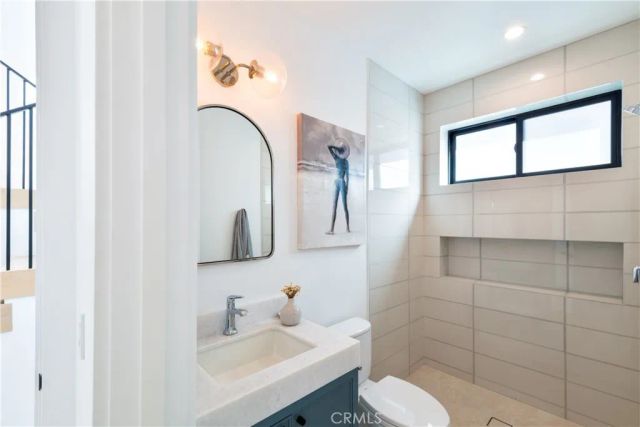 707 2nd Street, Hermosa Beach, CA 90254