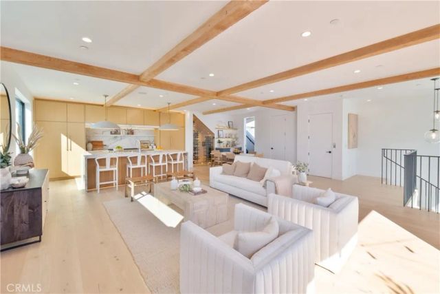 707 2nd Street, Hermosa Beach, CA 90254