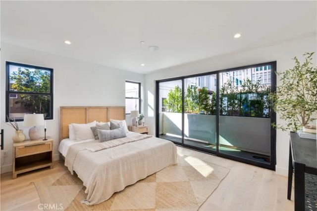 707 2nd Street, Hermosa Beach, CA 90254