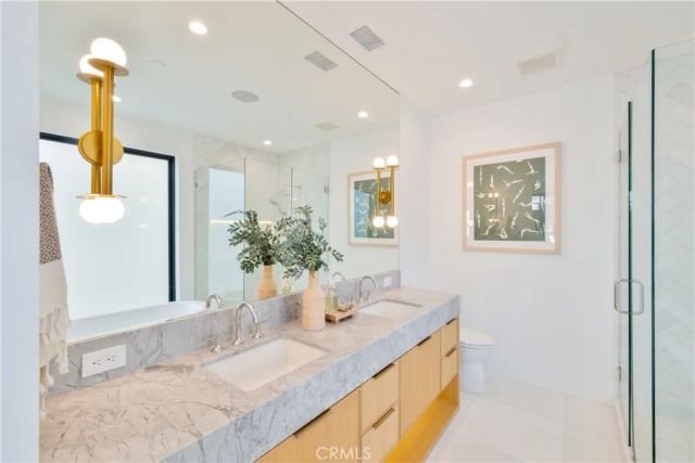 707 2nd Street, Hermosa Beach, CA 90254