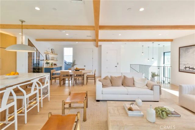 707 2nd Street, Hermosa Beach, CA 90254