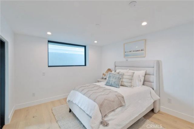 707 2nd Street, Hermosa Beach, CA 90254