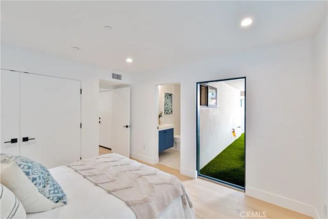 707 2nd Street, Hermosa Beach, CA 90254