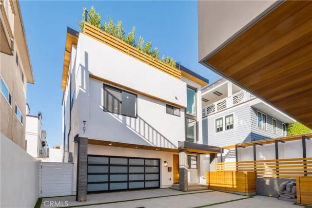 707 2nd Street, Hermosa Beach, CA 90254