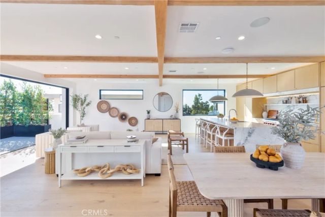 707 2nd Street, Hermosa Beach, CA 90254