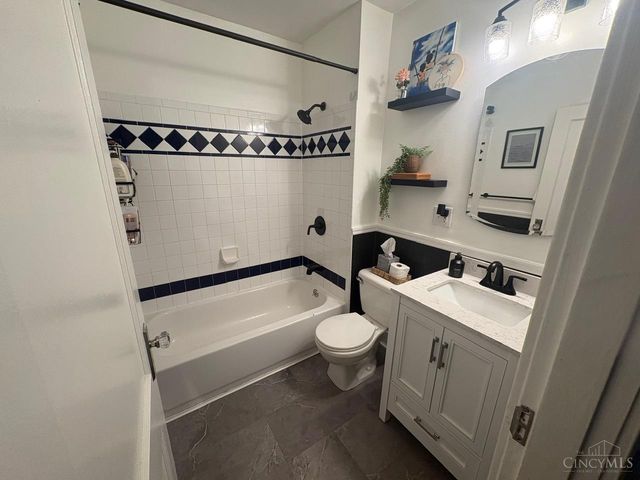 6934 Merwin Avenue, Cincinnati, OH 45227