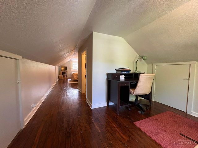 6934 Merwin Avenue, Cincinnati, OH 45227