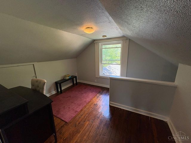 6934 Merwin Avenue, Cincinnati, OH 45227
