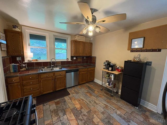 6934 Merwin Avenue, Cincinnati, OH 45227