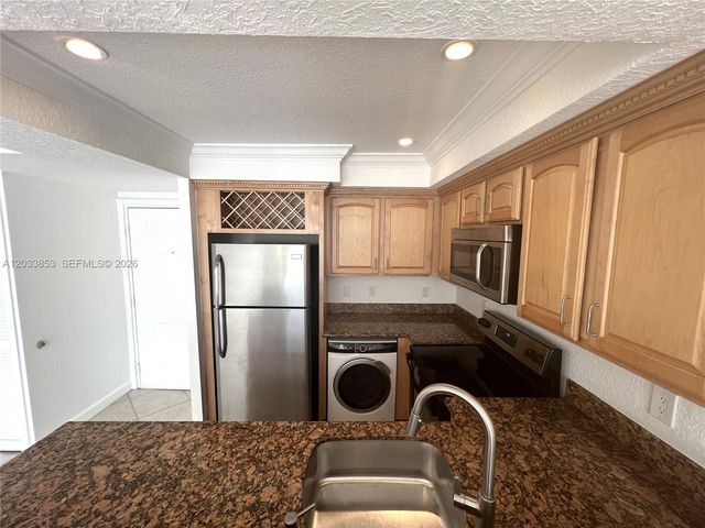 151 NE 16th Ave 174, Fort Lauderdale, FL 33301