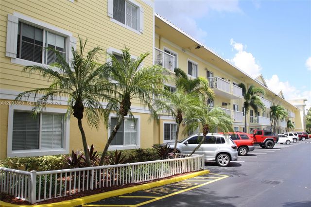 151 NE 16th Ave 174, Fort Lauderdale, FL 33301