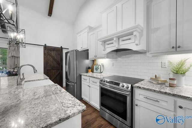 2821 Reeves Street, Hokes Bluff, AL 35903