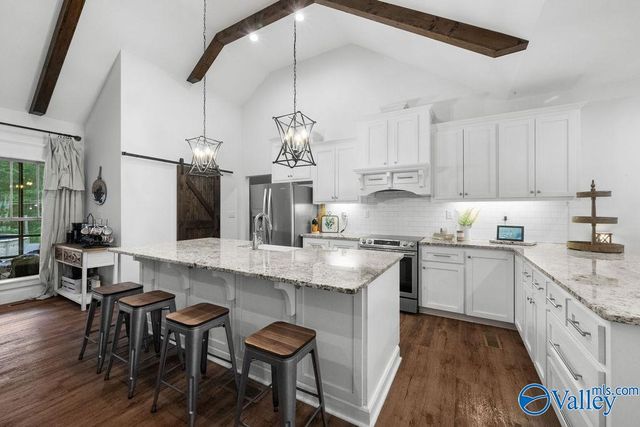 2821 Reeves Street, Hokes Bluff, AL 35903