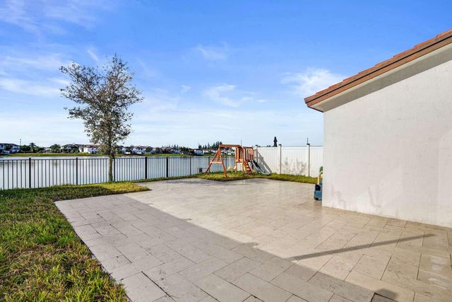 3460 W 103rd Terrace, Hialeah, FL 33018