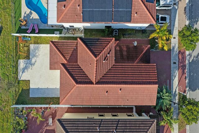 3460 W 103rd Terrace, Hialeah, FL 33018