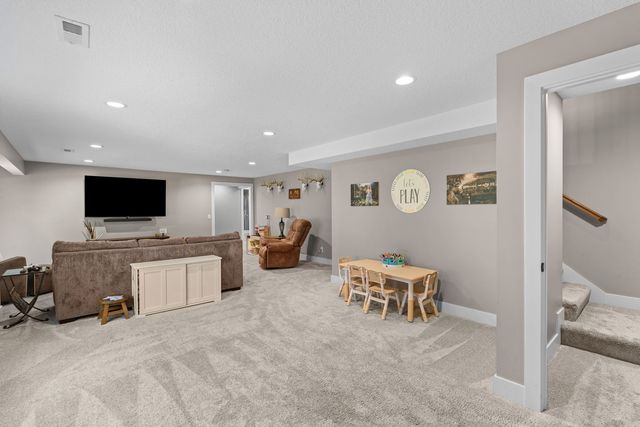 781 Bluestem Court, Blue Grass, IA 52726